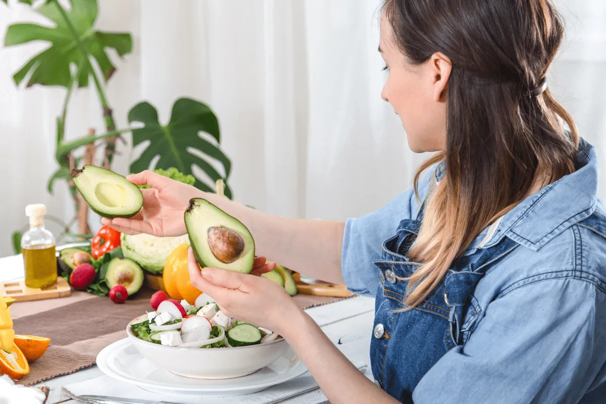 Jakie suplementy przy diecie ketogenicznej pomogą uniknąć niedoborów?