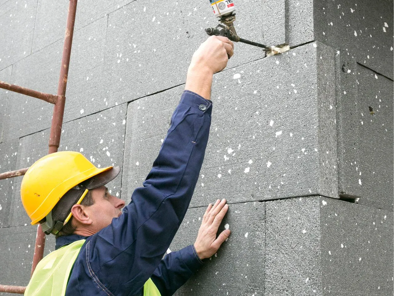 Jakiej firmy styropian na elewację? Sprawdź najlepsze opcje!