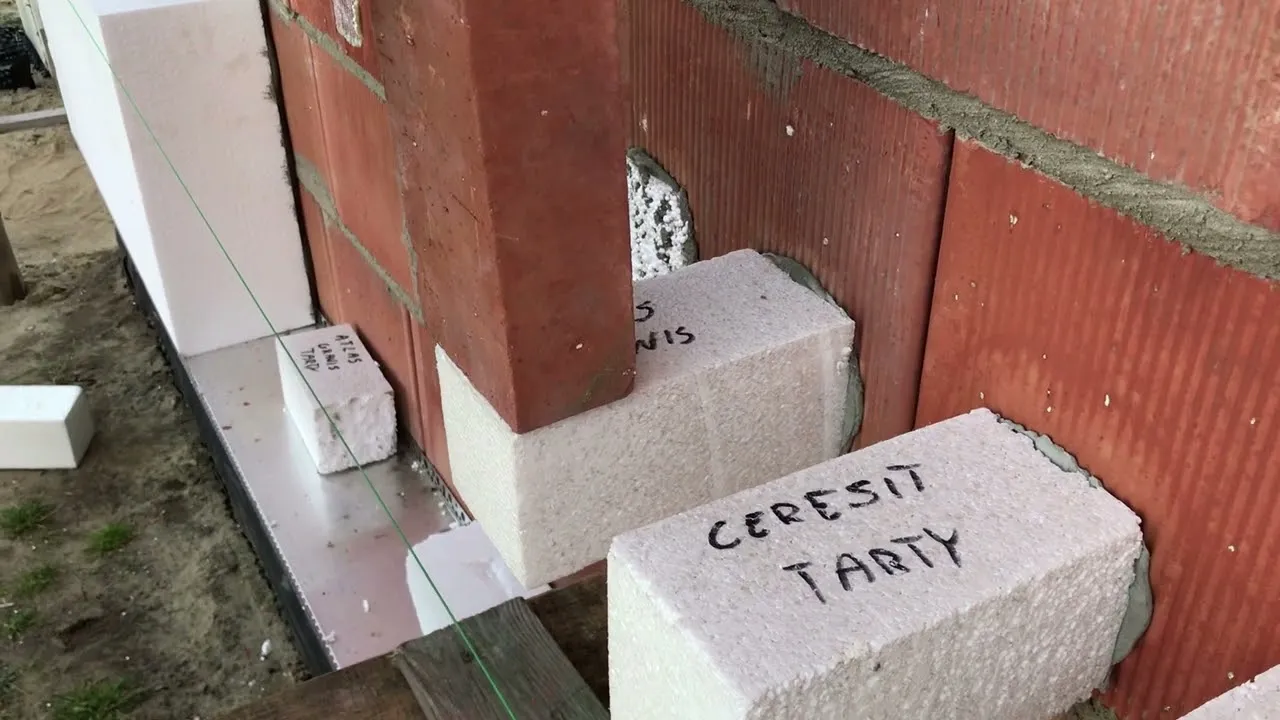 Ranking Klejów do Styropianu Grafitowego w 2023 r.