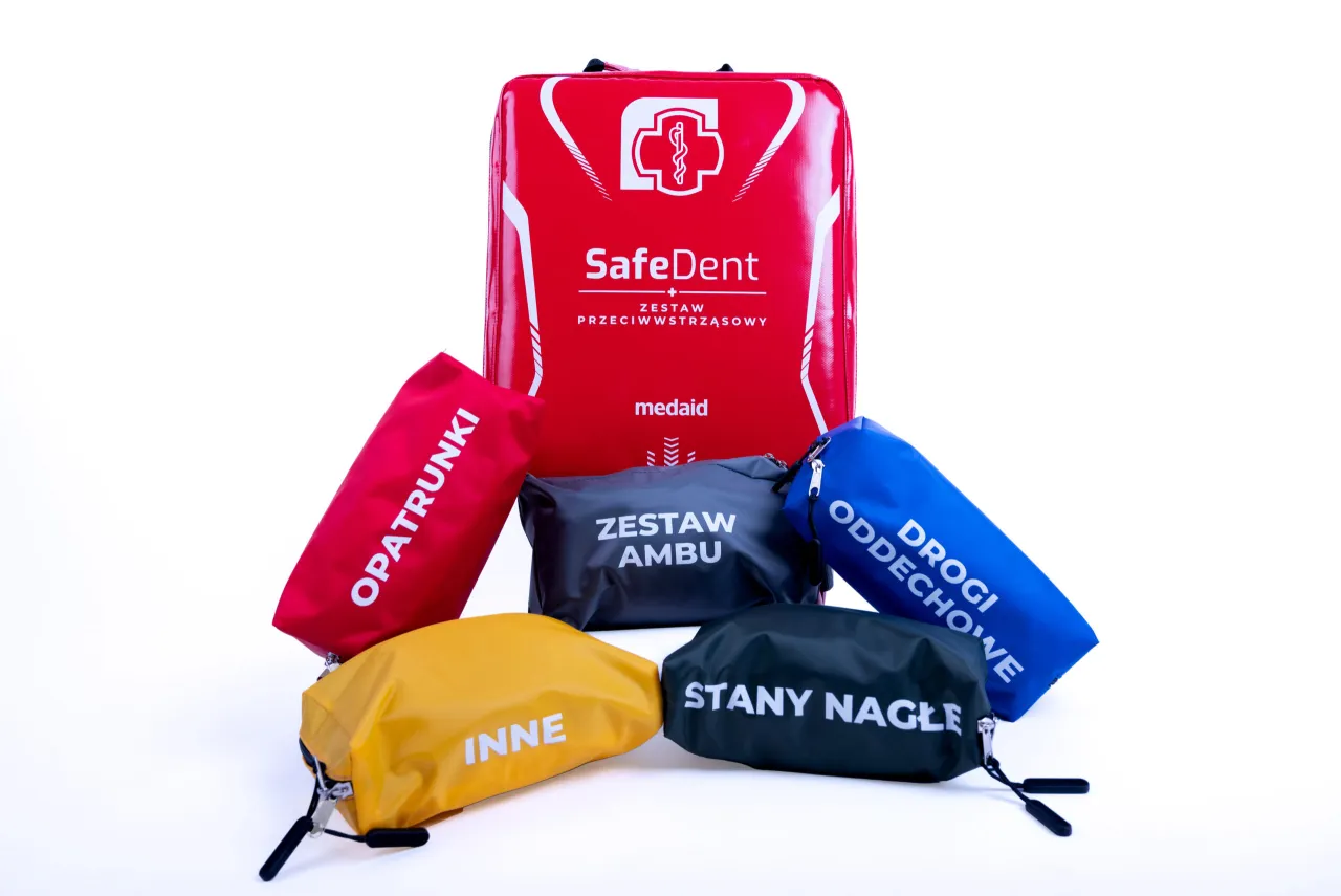 Apteczka w gabinecie stomatologicznym: Co musisz mieć, by ratować życie?