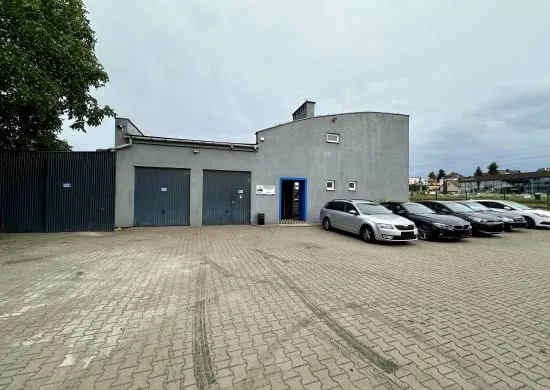 5 warsztatów z najtańszą wymianą oleju w Krakowie. Zaoszczędź!