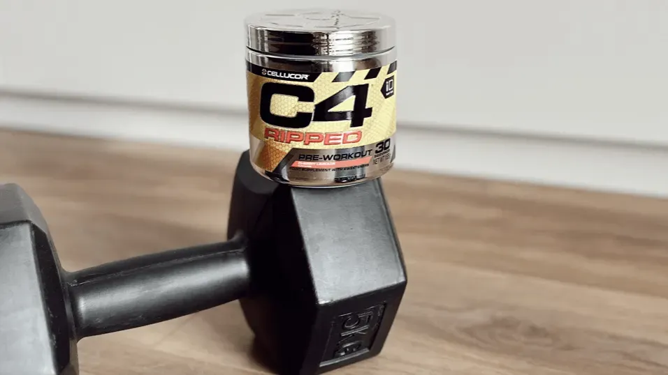 Przedtreningówka ile przed treningiem - idealny czas na suplementację