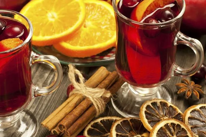 Z czym zrobić grzańca? Odkryj najlepsze składniki i przepisy