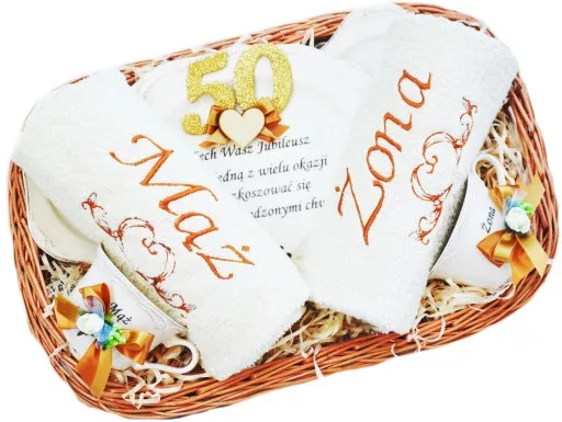 Najlepsze pomysły na prezent na 50 rocznicę ślubu, które wzruszą Najlepsze pomysły na prezent na 50 rocznicę ślubu, które wzruszą