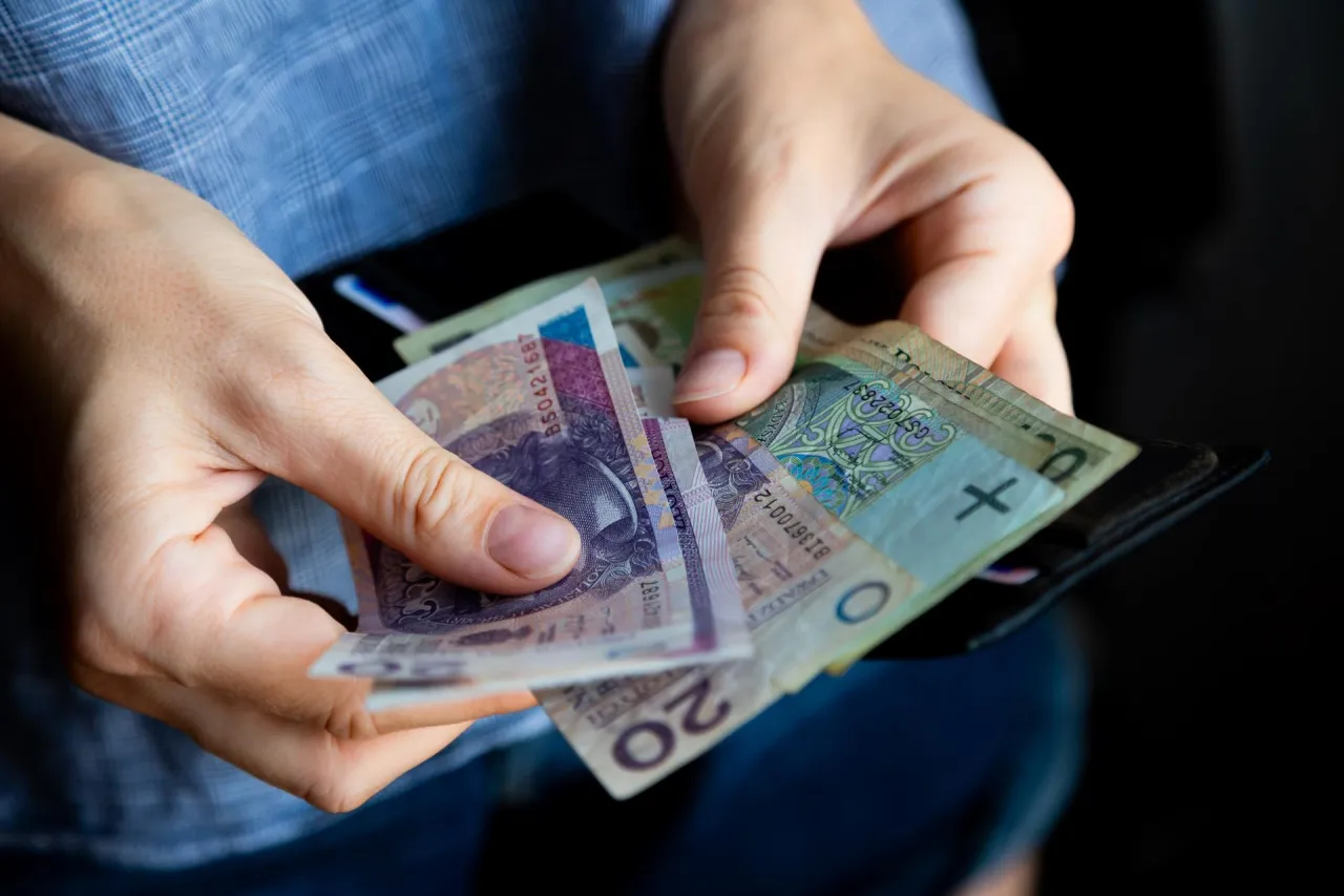 Ile trzeba mieć stażu pracy do emerytury? Sprawdź wymagania i zmiany