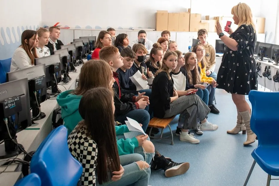 Wyprawka szkolna: Kto dostanie 300+ i wsparcie dla niepełnosprawnych?