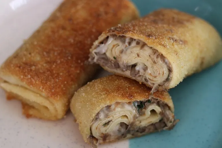 Ile kalorii ma krokiet z pieczarkami? Zaskakujące różnice w kaloriach