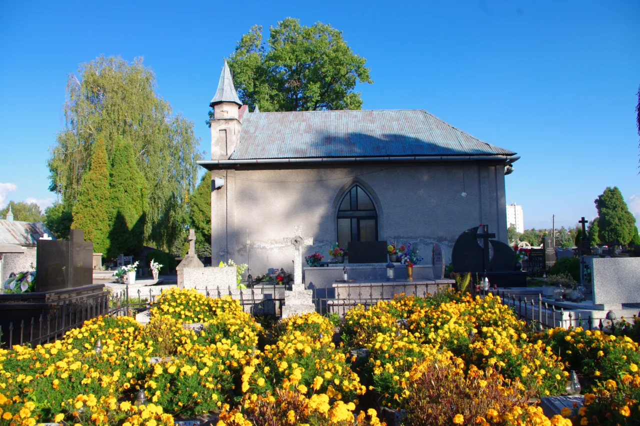 Cmentarz Komunalny Oświęcim: Adres, Grobonet, Opłaty i Kontakt