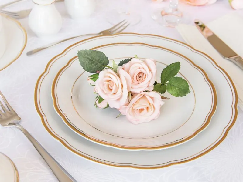 Jakie kwiaty na stół komunijny, aby stworzyć niezapomnianą atmosferę