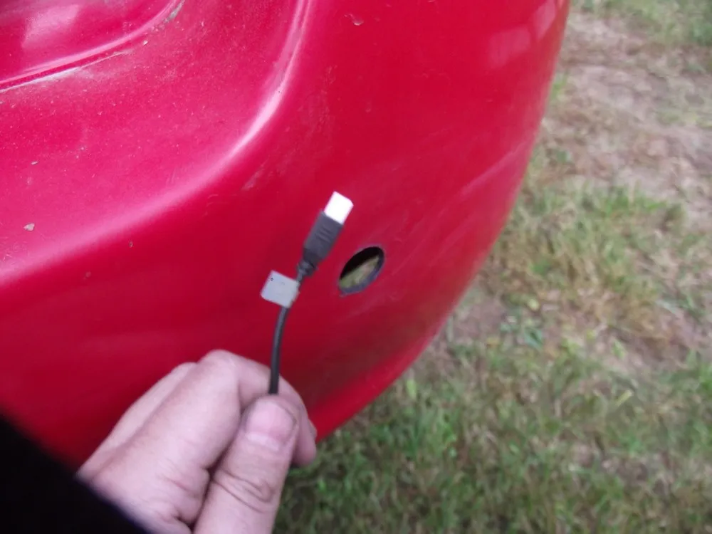 Jak podłączyć czujniki parkowania z tyłu - uniknij najczęstszych błędów