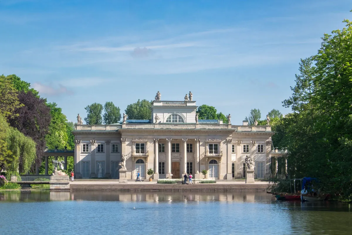 Najlepsze atrakcje w Włochach Warszawy, które musisz zobaczyć