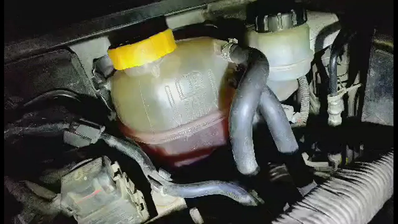 Jaki płyn do chłodnicy Opel Vectra C - uniknij kosztownych błędów