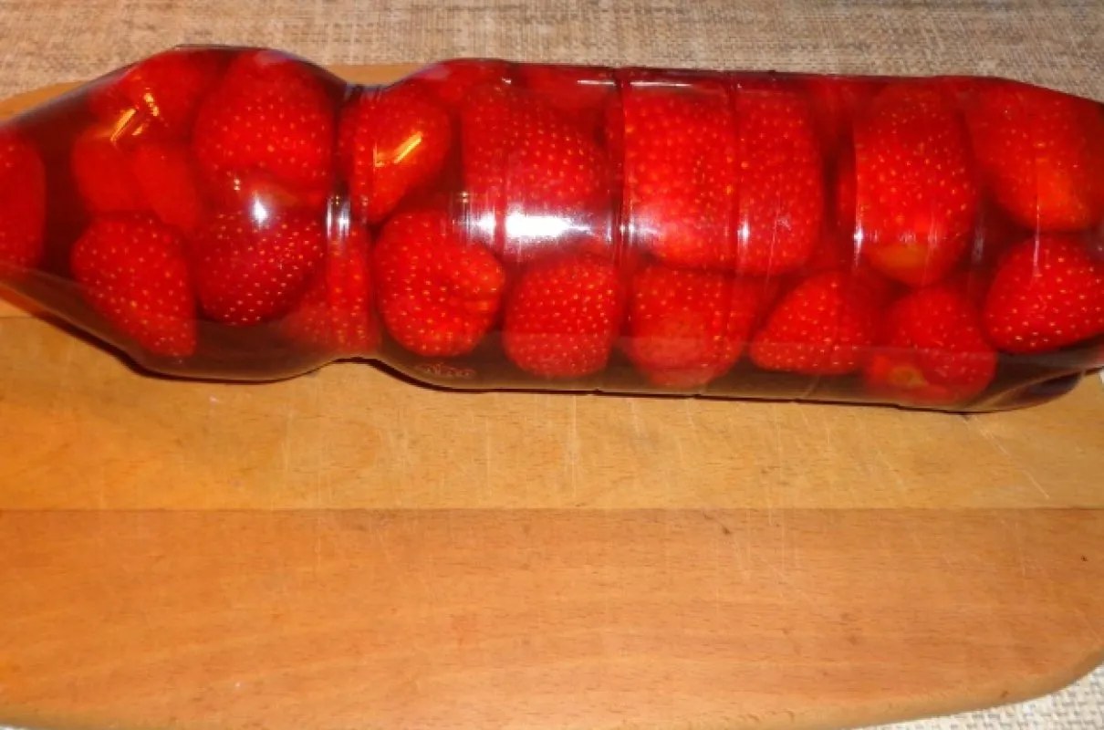 Jak zrobić galaretkę z truskawek – prosty przepis na smakołyk, który zachwyci