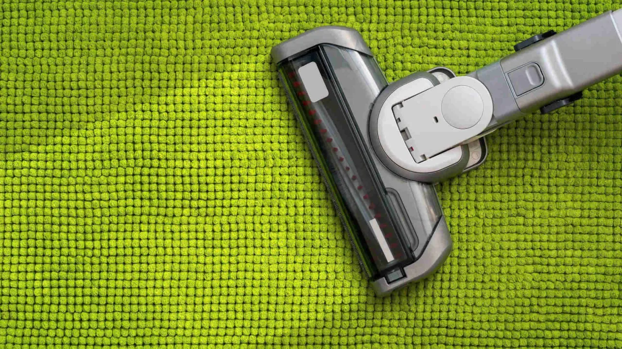 Jak skutecznie wyczyścić wykładzinę w samochodzie: 7 sprawdzonych metod