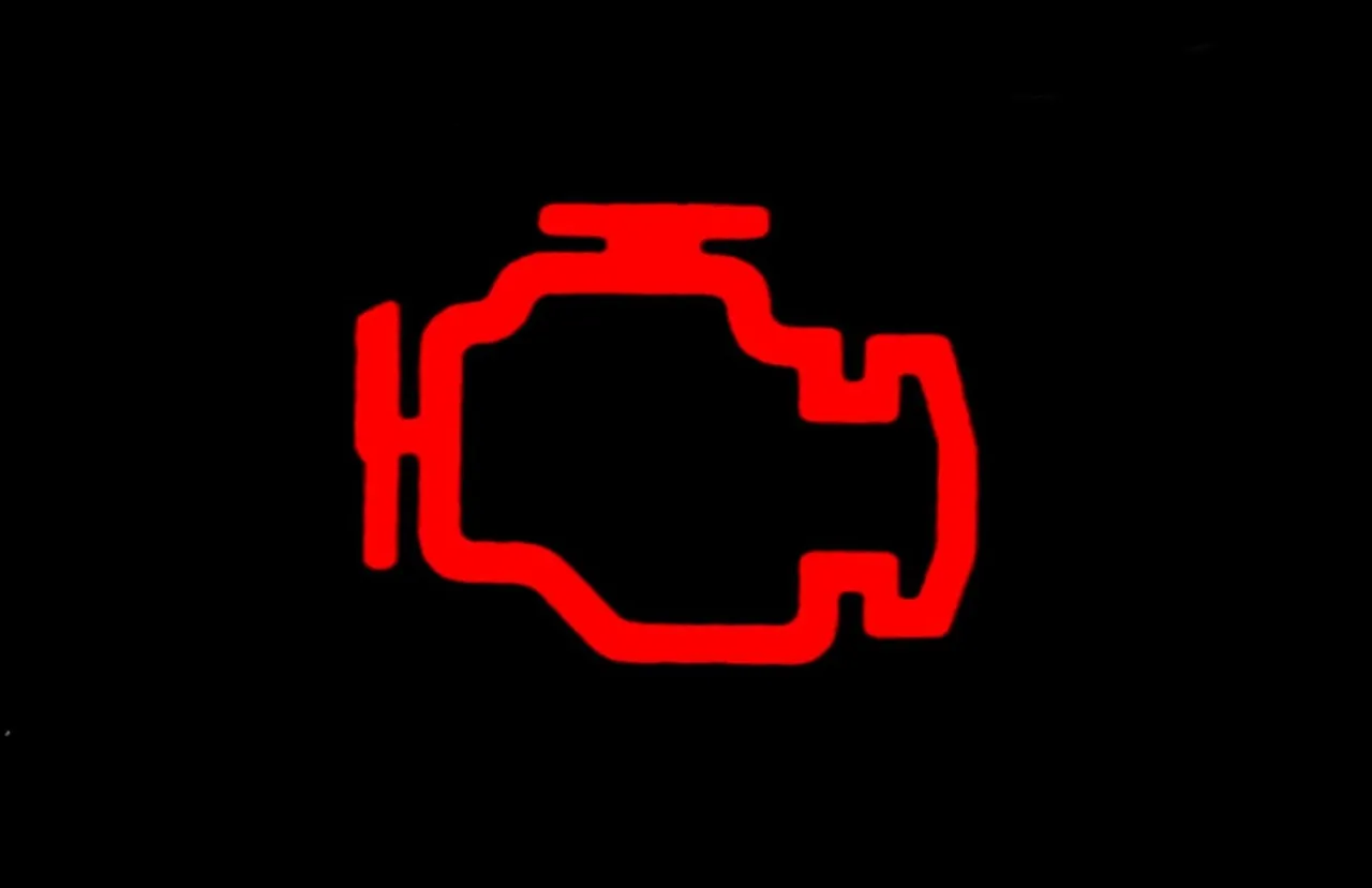 Jakie kontrolki w Nissan Qashqai uratują Twój silnik? 6 kluczowych