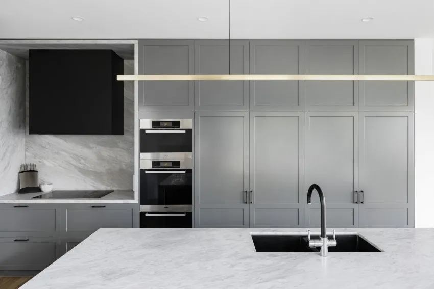 Ile kosztuje całkowity remont kuchni? Sprawdź szacunkowe ceny i porady