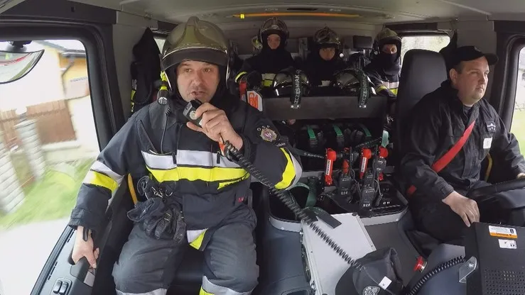 Czy do straży pożarnej trzeba mieć maturę? Odpowiedzi na wątpliwości