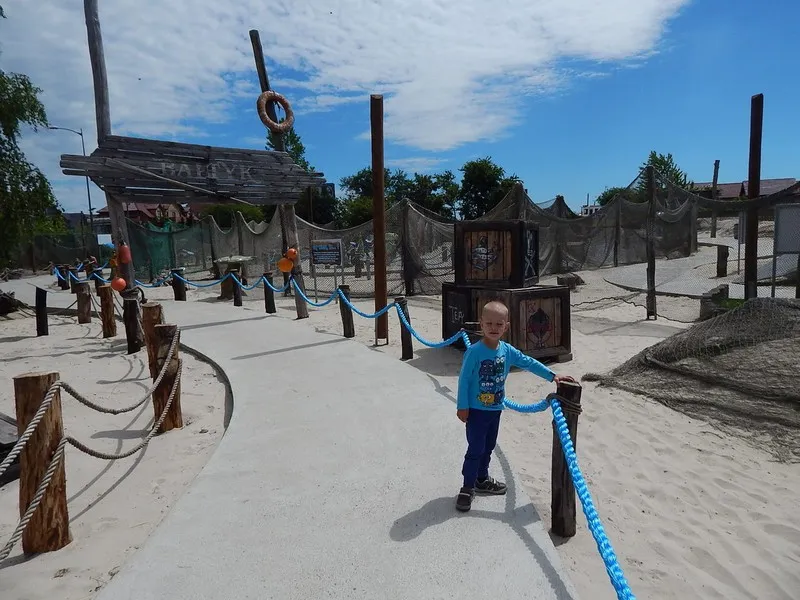 Co ciekawego w Ustroniu Morskim? Atrakcyjne miejsca na wakacje