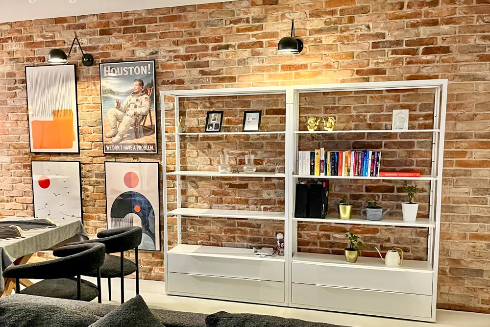 Ile kosztuje położenie cegły dekoracyjnej? Zaskakujące ceny i wskazówki