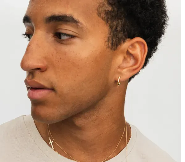 Ile goi się kolczyk w uchu? Poznaj czas gojenia i ważne porady