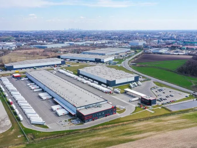 Wynajem magazynu: Ile kosztuje i jak nie przepłacać? Poradnik eksperta