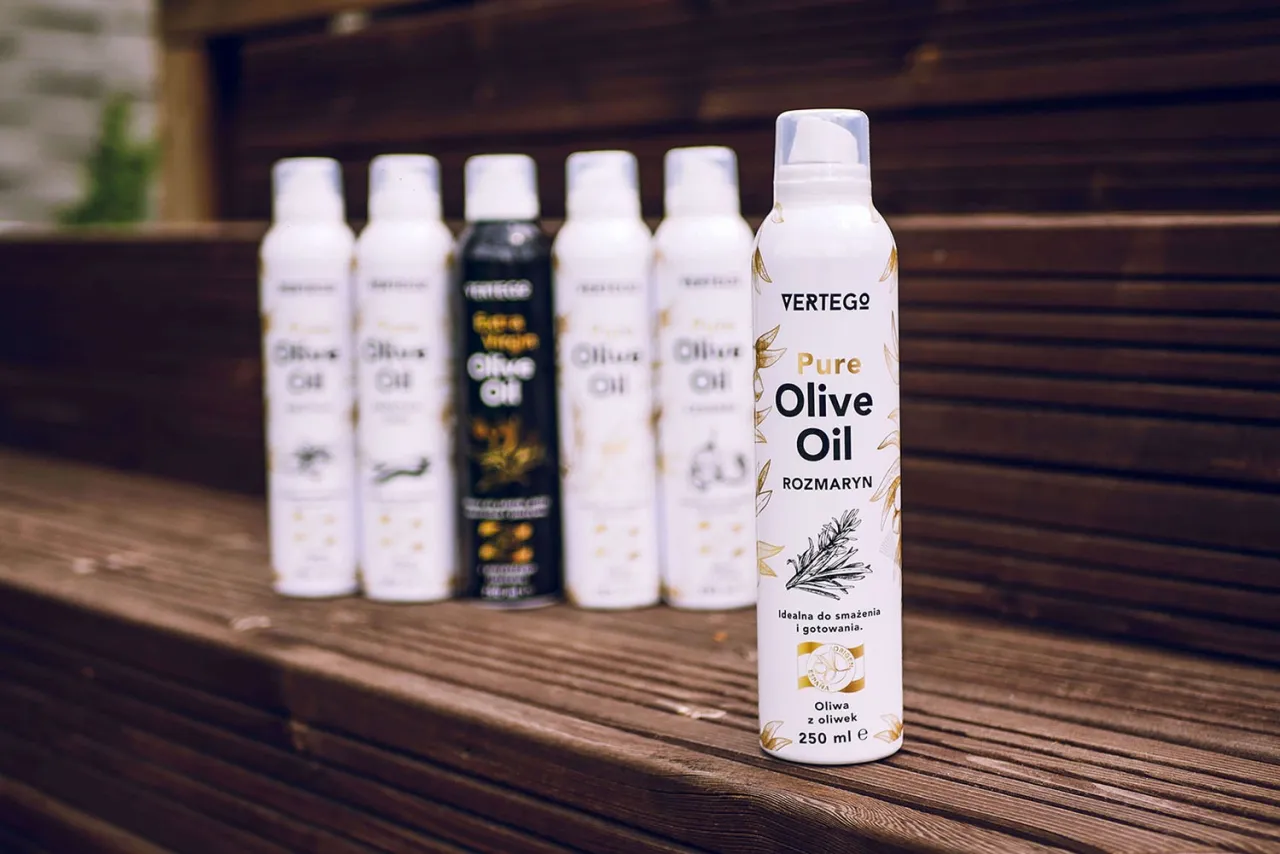 Co daje picie oliwy z oliwek? Odkryj zdrowotne korzyści dla ciała