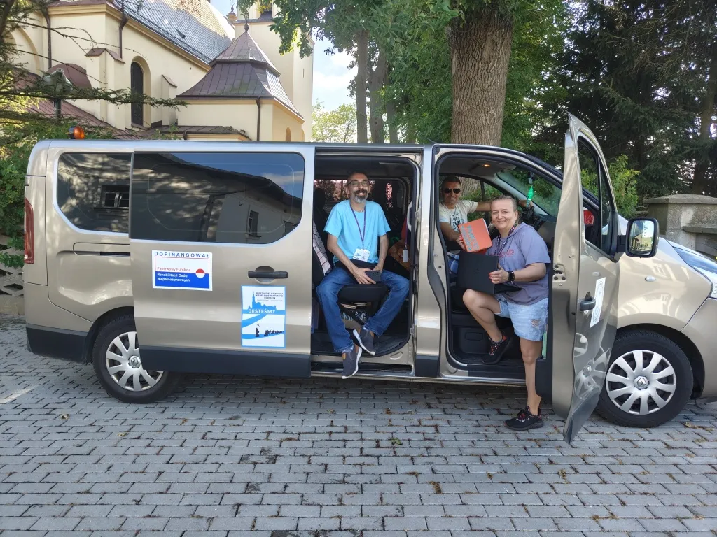 Katolicka misja dla niesłyszących: wsparcie i edukacja dla Ciebie