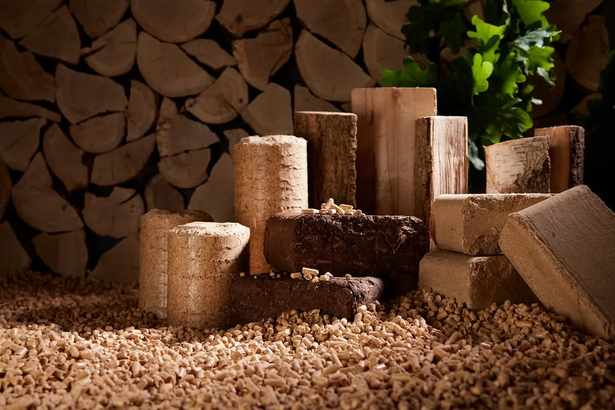 Brykiet torfowy czy drzewny - co wybrać, aby zaoszczędzić? Brykiet torfowy czy drzewny - co wybrać, aby zaoszczędzić?