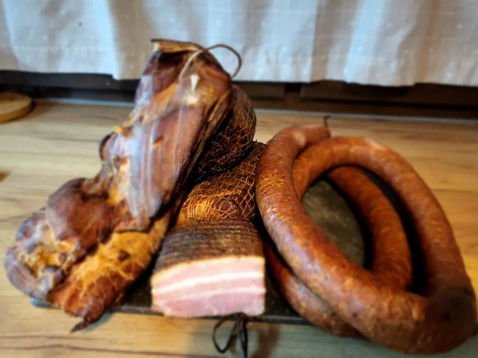 Gdzie kupić kiełbasę z dzika na OLX? Sprawdź najlepsze oferty