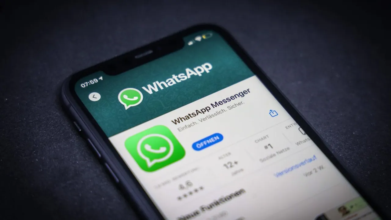 WhatsApp installieren? So geht's kinderleicht auf jedem Handy!