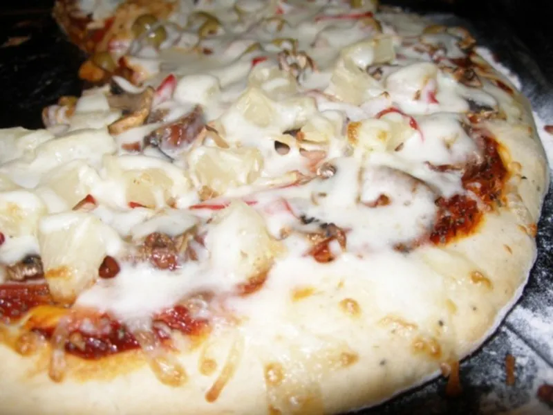 Jak zrobić pizzę jak z Pizza Hut - idealne ciasto i smaki