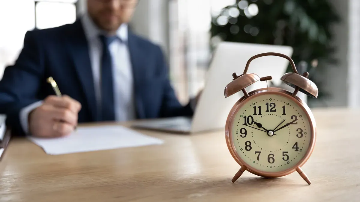 4-dniowy tydzień pracy w jakim kraju? Zaskakujące wyniki i trendy