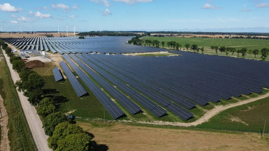 Domowe akumulatory energii: Klucz do zysków z PV w net-billingu 2026