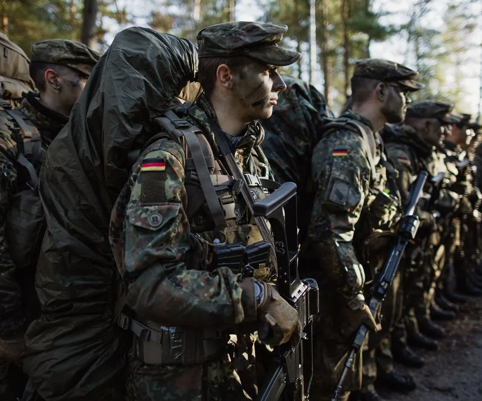 Zasadnicza służba wojskowa ile trwała? Zmiany w czasie trwania służby