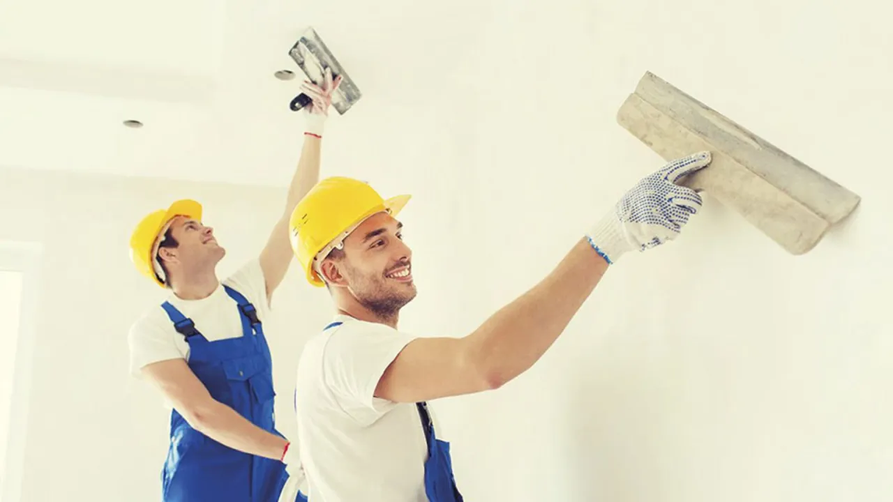 Jaki tynk na ścianę jednowarstwową? Wybierz najlepsze rozwiązanie