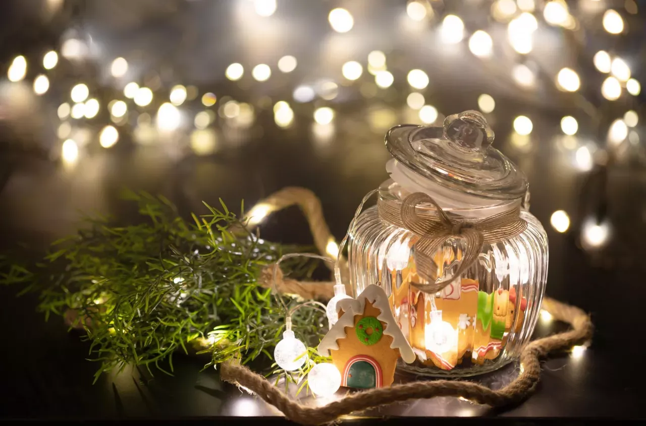 Ozdoby w szkle jak zrobić - proste kroki do unikalnych dekoracji