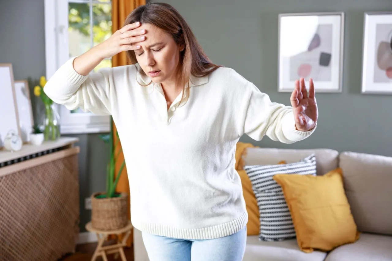 Zaburzenie błędnika objawy – jak je rozpoznać i uniknąć problemów