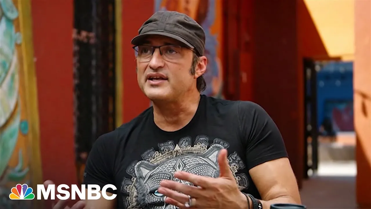 Robert Rodriguez: Reżyser, który odmienił kino. Poznaj jego styl!