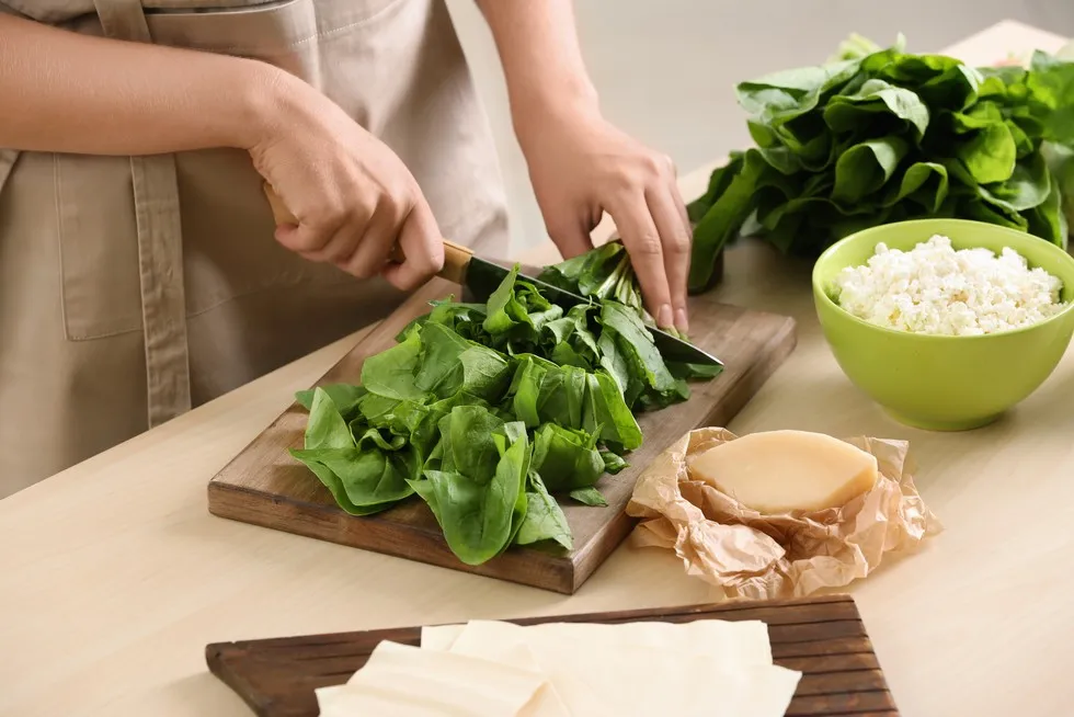 Co ze szpinakiem na obiad? 5 szybkich przepisów, które zaskoczą