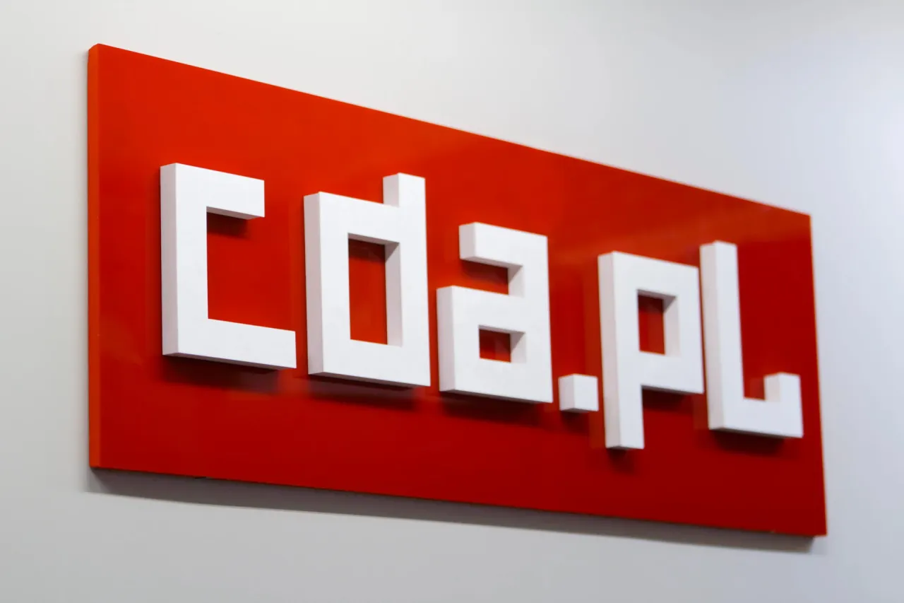 CDA czy Netflix: która platforma lepsza? Porównanie ofert, cen i opinii