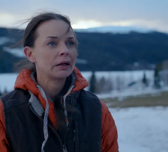 Śnieżna Dziewczyna - intrygujący nowy serial kryminalny z 2023 roku. Recenzja