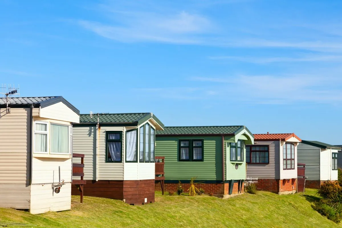 Noclegi w Polsce: Gdzie szukać i jak bezpiecznie rezerwować?