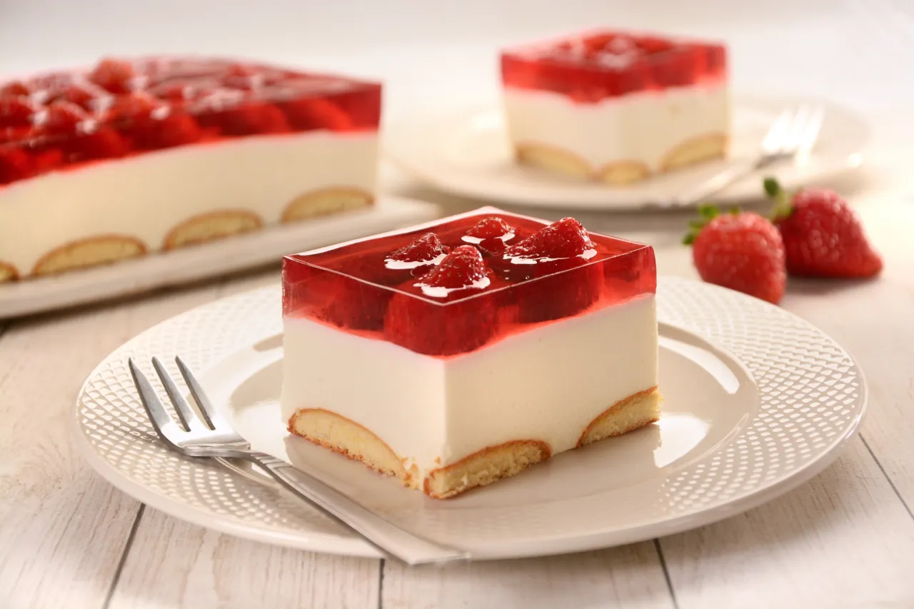 Ile galaretek na 1 kg sera do sernika na zimno, aby nie zawieść?