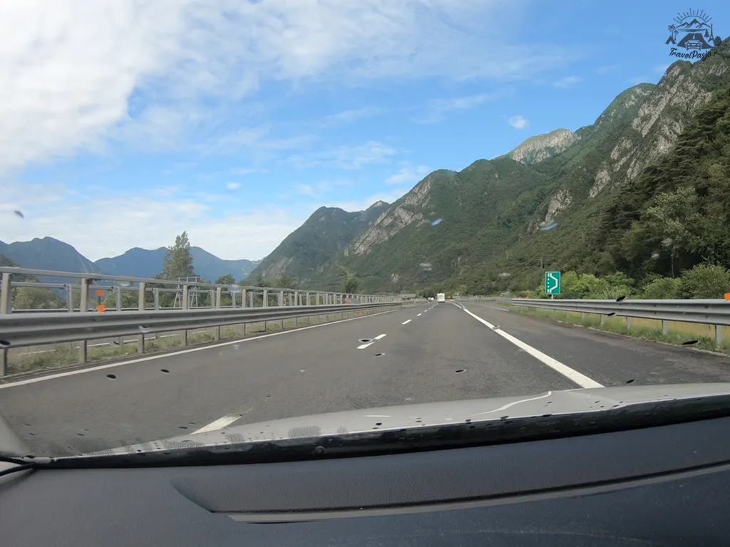 Wiedeń autem 2026: Którą trasę wybrać? Poradnik krok po kroku