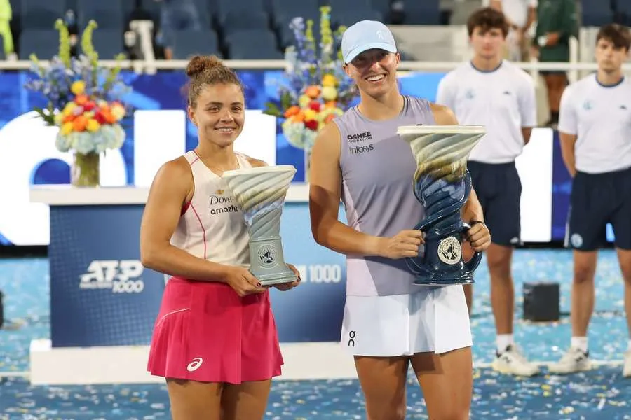 Rybakina vs Jabeur: Wyniki meczu i szczegółowa analiza spotkania