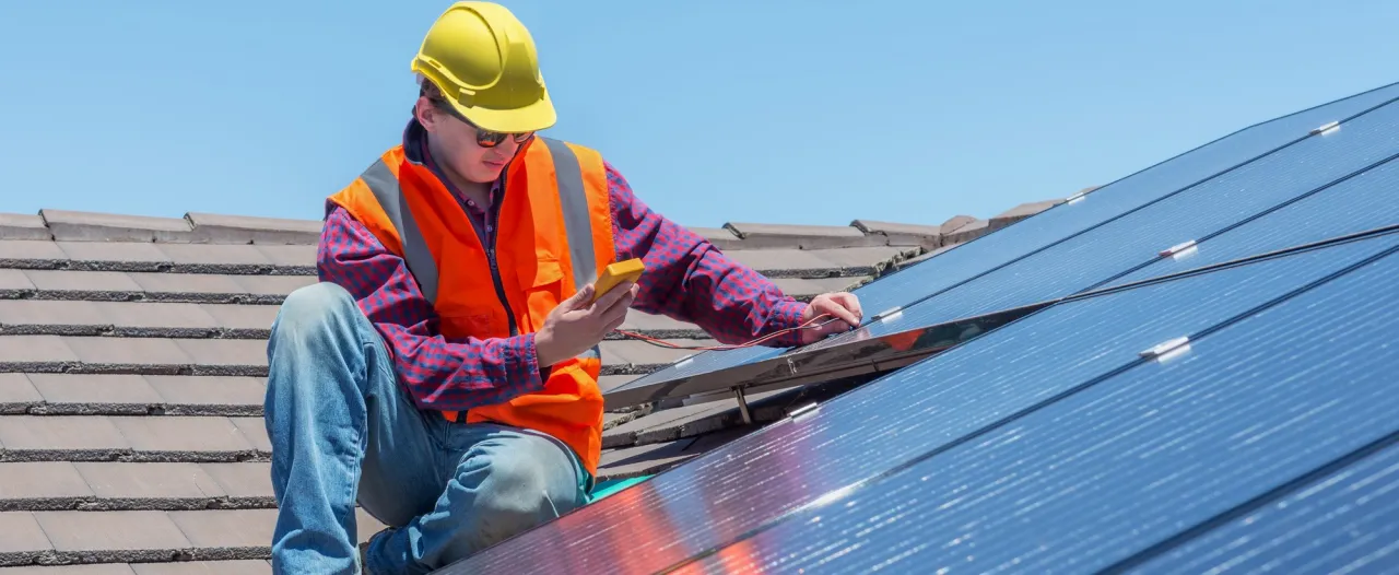 Instalacja fotowoltaiczna 5 kW - ile prądu naprawdę wyprodukuje?