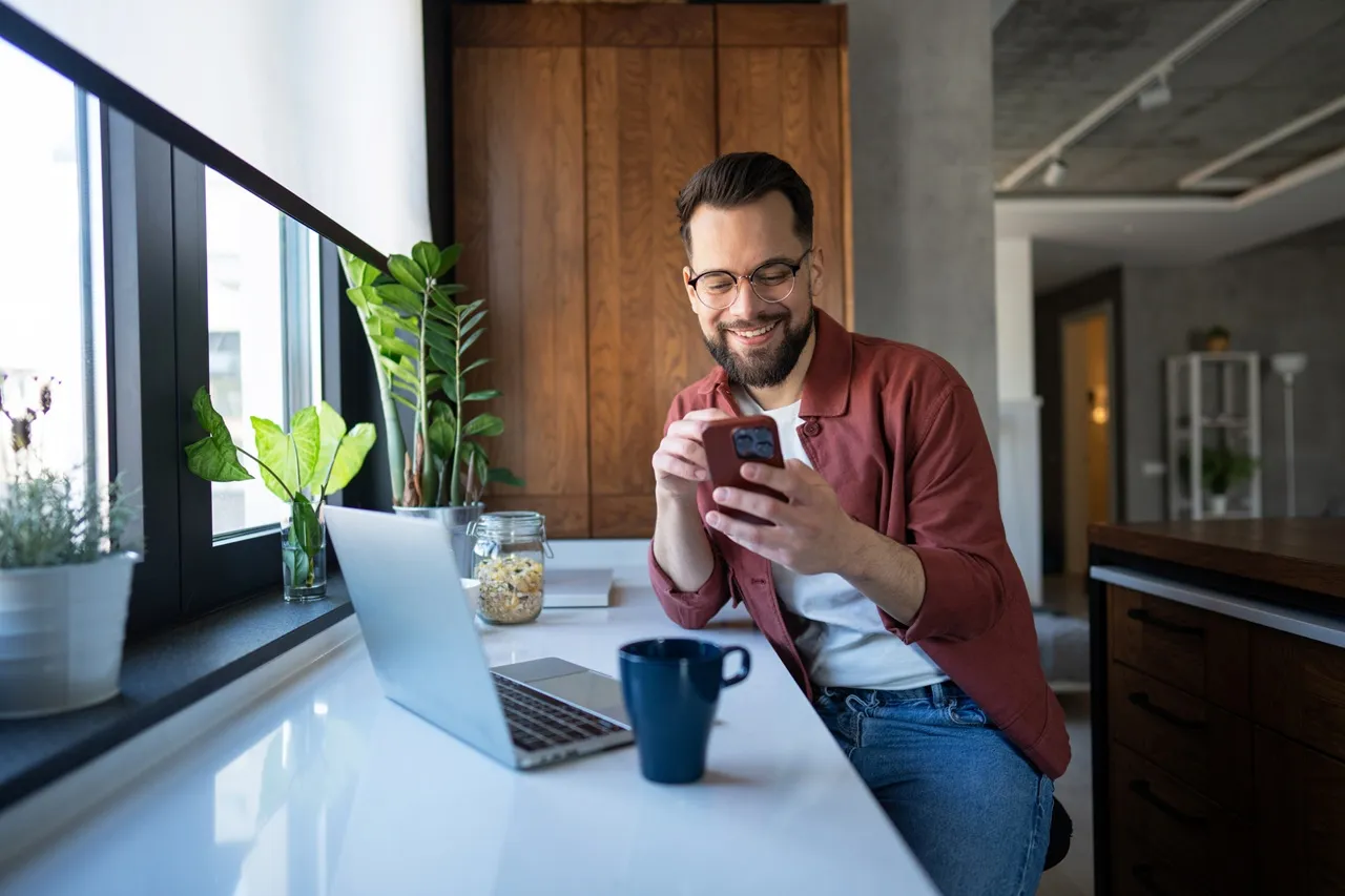 Kiedy odnawia się debet w PKO? Sprawdź, by uniknąć problemów.