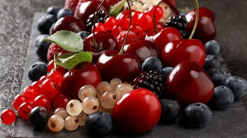 Jakie owoce jeść przy wysokim cholesterolu, aby poprawić zdrowie?