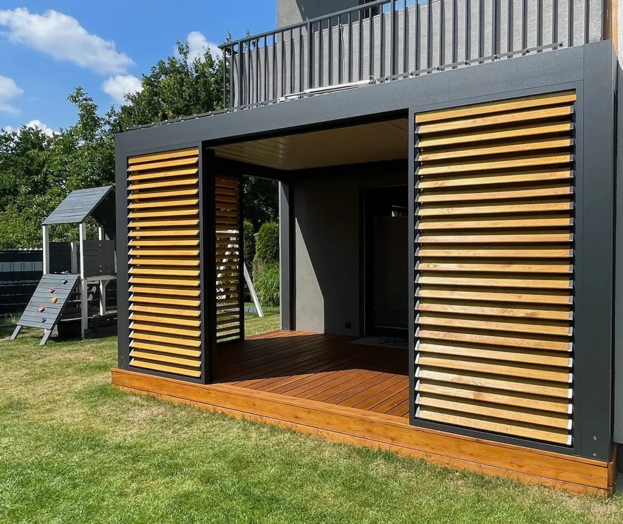 Czym zabudować ściany tarasu? Najlepsze materiały i porady na start