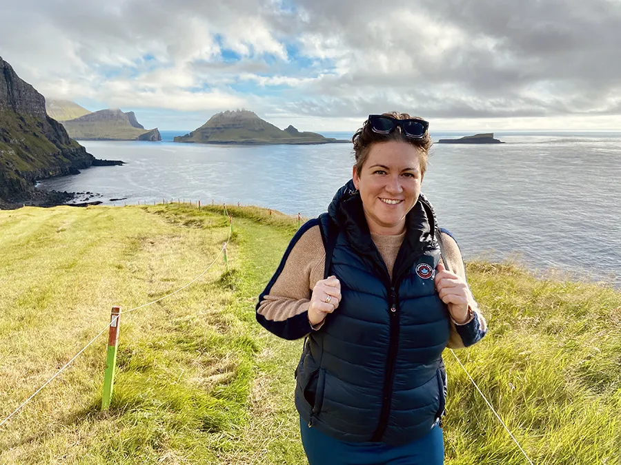 Jak dostać się na Wyspy Owcze? Praktyczne porady i najlepsze sposoby podróży